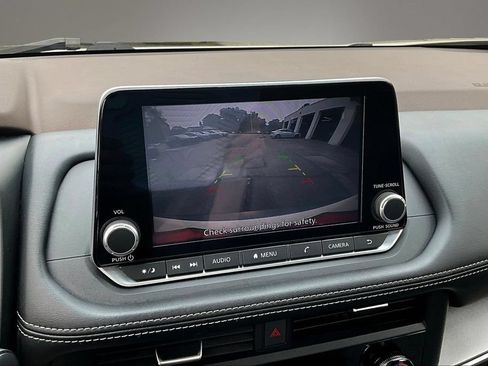 Certified 2023 Nissan Rogue SV AWD/4WD image 14