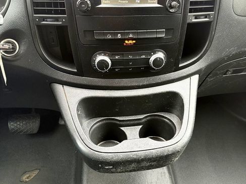 Used 2017 Mercedes-Benz Metris image 15
