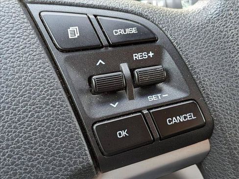 Used 2019 Hyundai Tucson Value AWD/4WD image 12