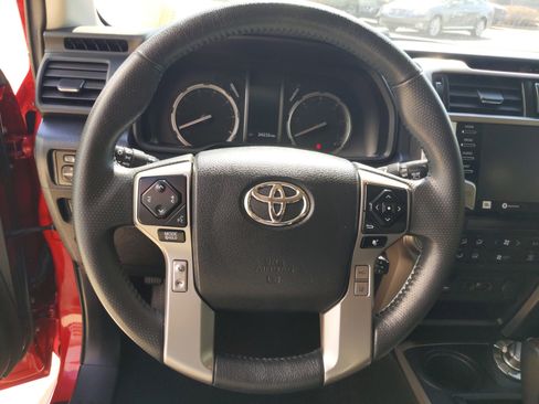 Used 2022 Toyota 4Runner Limited image 17