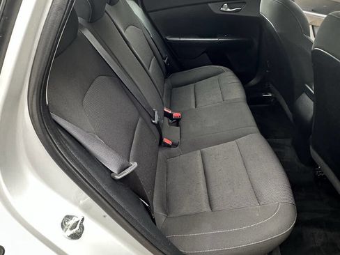 Used 2019 Kia Forte LXS image 17