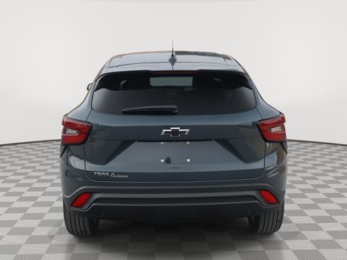 New 2026 Chevrolet Trax LS w/ LS Convenience Package image 4