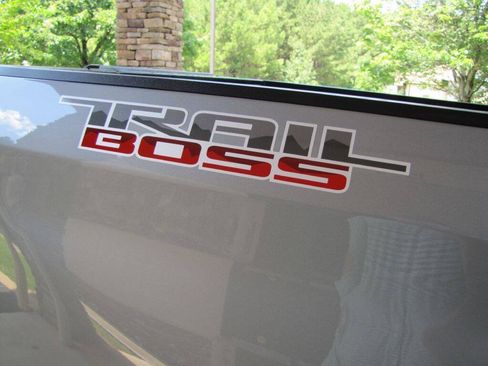 Used 2024 Chevrolet Silverado 1500 Custom Trail Boss AWD/4WD image 29