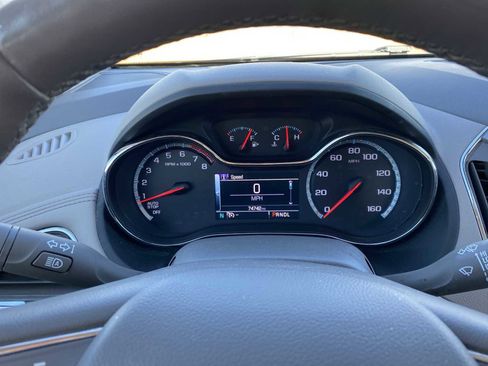 Used 2017 Chevrolet Cruze Premier image 14