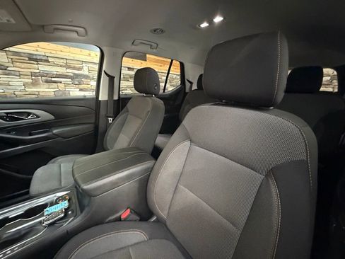 Used 2021 Chevrolet Traverse LT w/ LPO, Floor Liner Package AWD/4WD image 12
