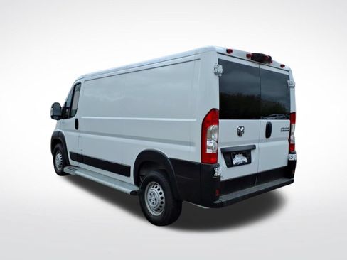 Used 2025 RAM ProMaster 2500 w/ U-Haul Equipment Group FWD image 3