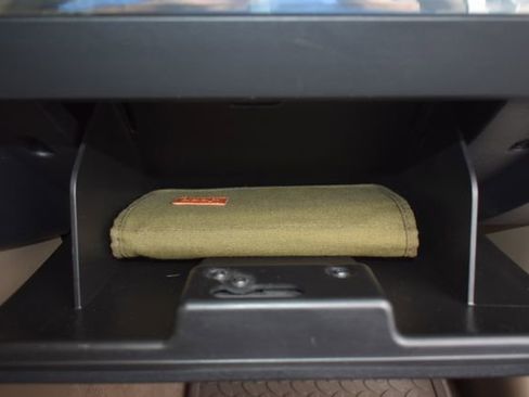 Used 2015 Jeep Patriot Latitude image 37