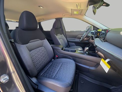 New 2026 Nissan Kicks SV w/ Charging Package FWD image 9