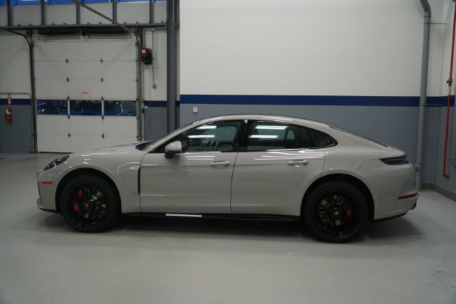 New 2026 Porsche Panamera GTS AWD/4WD image 2