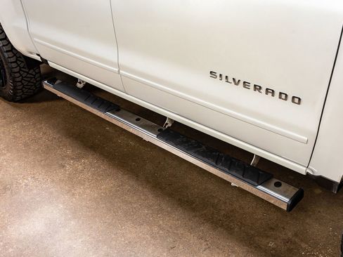 Used 2018 Chevrolet Silverado 1500 LT w/ All Star Edition image 13