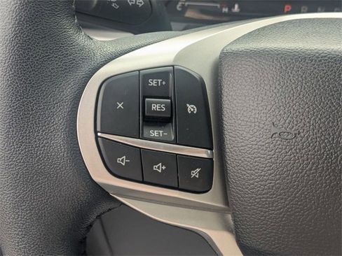 Used 2024 Ford Explorer XLT w/ Equipment Group 202A image 17