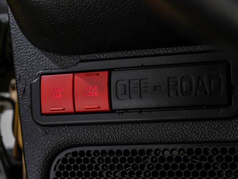 Used 2014 Jeep Wrangler Unlimited Rubicon image 30