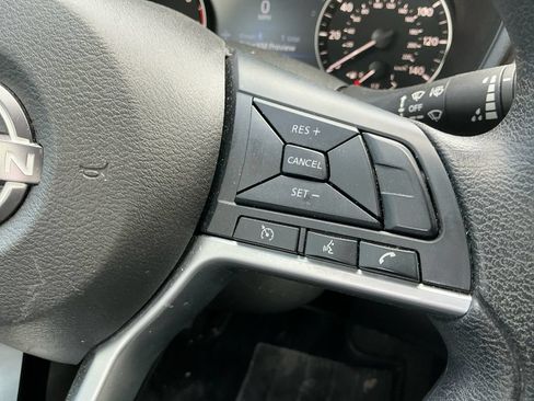 Used 2025 Nissan Altima 2.5 SV AWD/4WD image 20