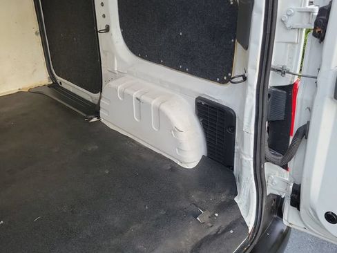 Used 2021 Nissan NV200 S FWD image 10