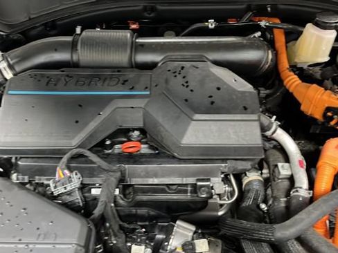 Used 2025 Hyundai Santa Fe Limited AWD/4WD image 27