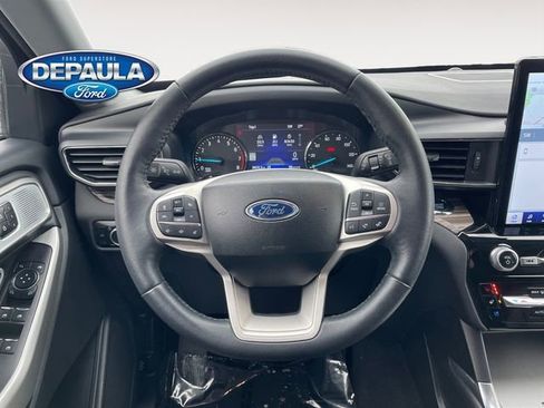Certified 2023 Ford Explorer Limited w/ Limited Technology Package image 15
