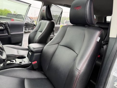 Used 2018 Toyota 4Runner SR5 image 16