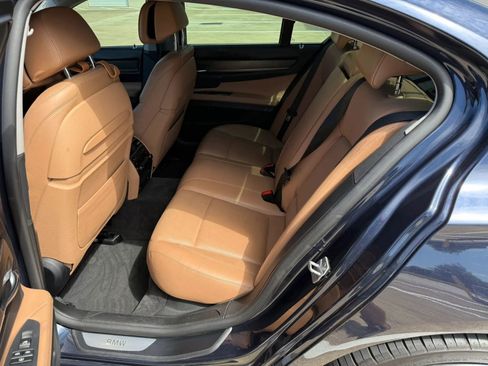 Used 2014 BMW 750i image 16