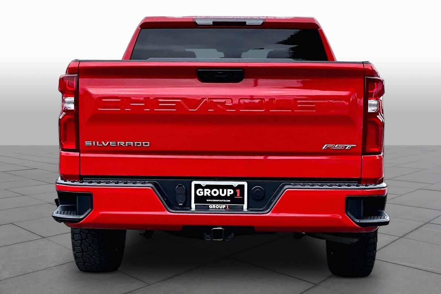 Used 2022 Chevrolet Silverado 1500 RST AWD/4WD image 5
