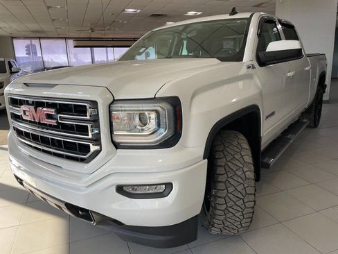 Used 2017 GMC Sierra 1500 SLE image 3