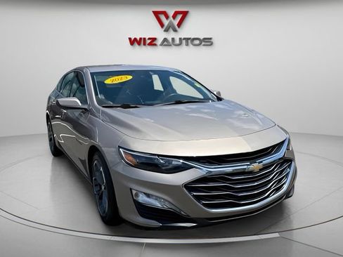 Used 2023 Chevrolet Malibu LT w/ Driver Confidence Package FWD image 7
