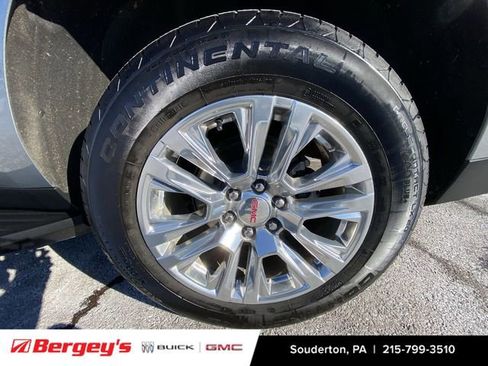 Certified 2025 GMC Yukon XL Denali image 37