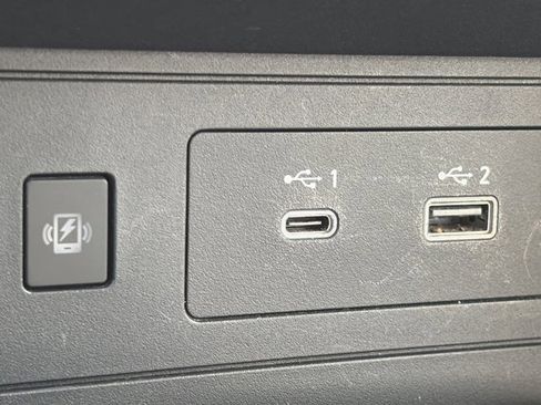 Used 2024 Nissan Armada SL image 12