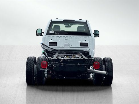 New 2025 Ford F550 4x4 Regular Cab Super Duty image 4