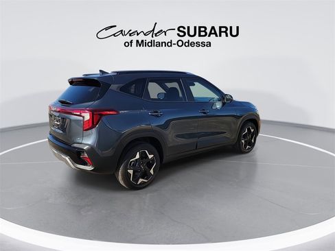 Used 2025 Kia Seltos S image 8