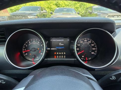 Used 2019 Ford Mustang GT RWD image 20