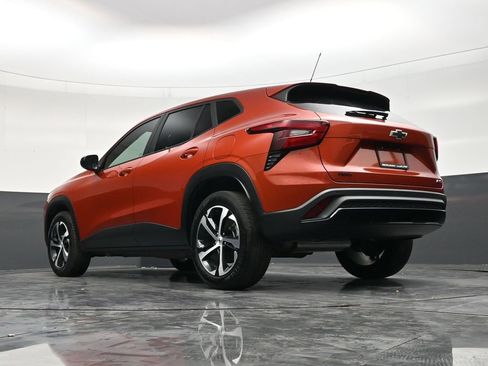 Used 2024 Chevrolet Trax RS w/ Driver Confidence Package image 22