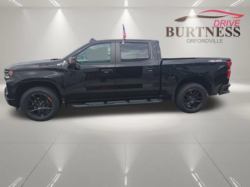 Certified 2024 Chevrolet Silverado 1500 RST w/ Redline Edition AWD/4WD image 5