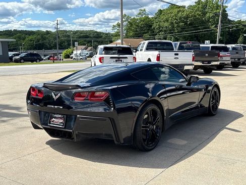 Used 2016 Chevrolet Corvette Stingray Coupe RWD image 17