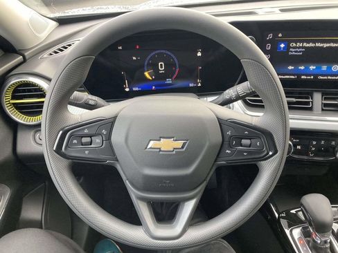 New 2026 Chevrolet Trax LT image 26