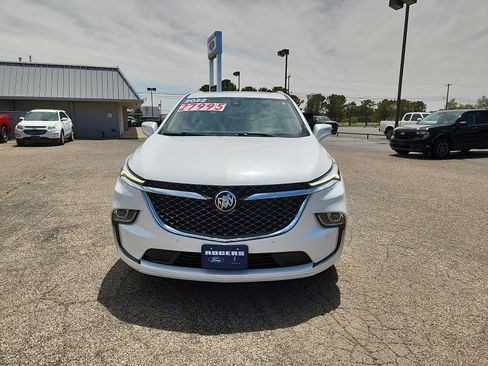 Used 2022 Buick Enclave Avenir FWD image 2