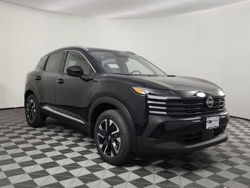 New 2026 Nissan Kicks SV w/ SV Premium Package AWD/4WD image 6