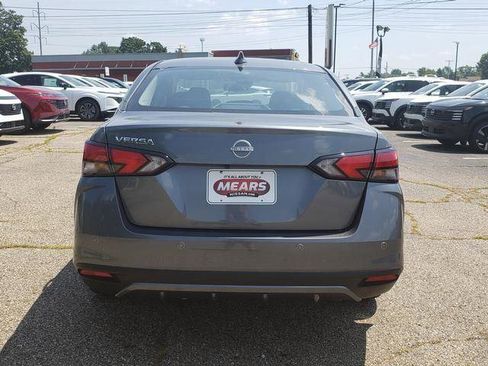 New 2025 Nissan Versa SV w/ Trunk Package FWD image 5
