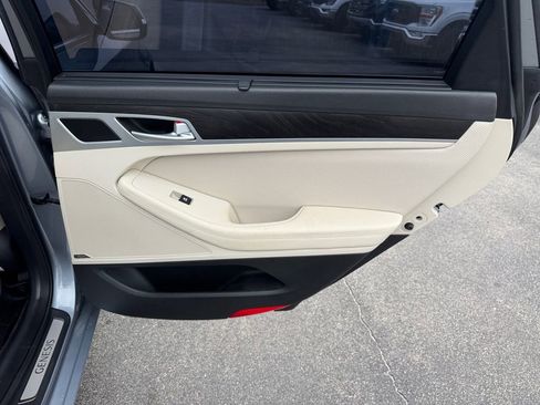 Used 2017 Genesis G80 3.8 w/ Option Group 03 image 21