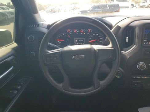 Used 2025 Chevrolet Silverado 2500 Custom w/ Custom Value Package image 24