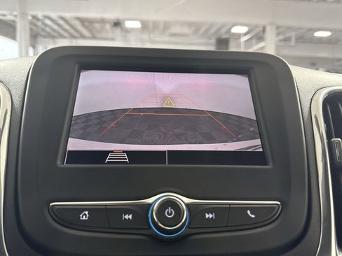 Used 2022 Chevrolet Equinox LT image 19