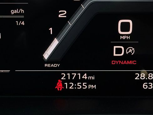 Used 2023 Audi SQ5 Prestige w/ Prestige Package image 16