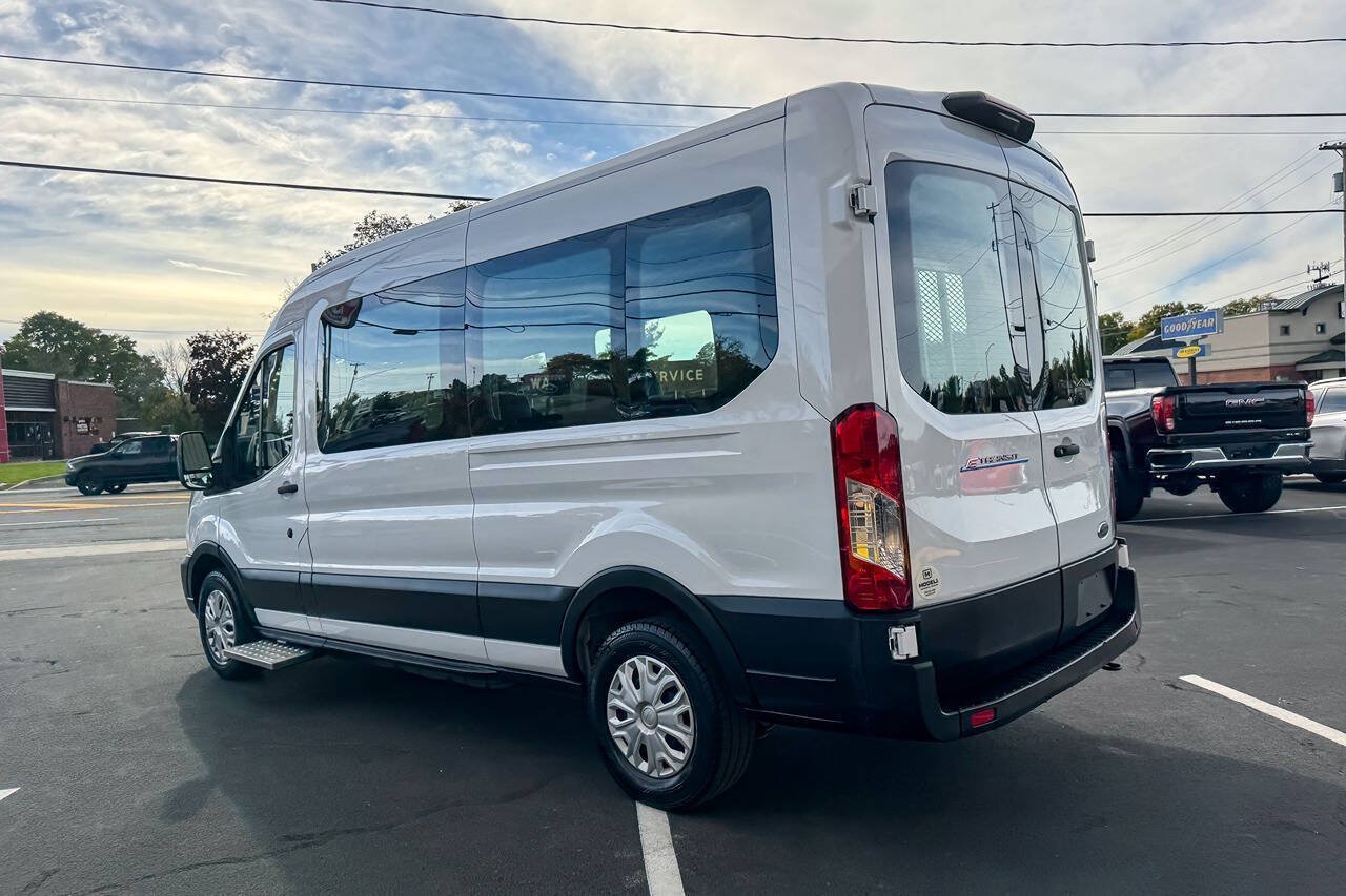 Used 2023 Ford E-Transit Medium Roof RWD image 15