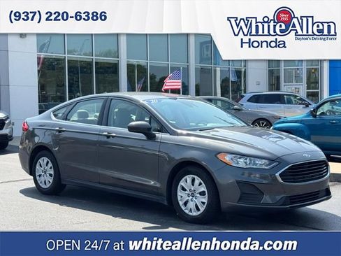 Used 2020 Ford Fusion S FWD image 1