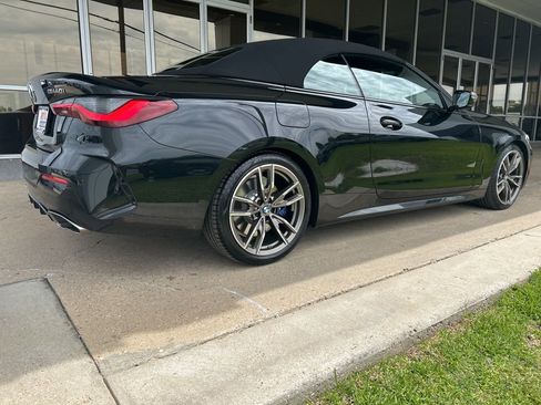 Used 2024 BMW M440i Convertible w/ Premium Package RWD image 7