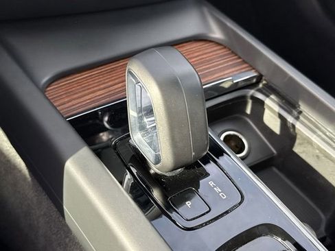 Used 2024 Volvo S60 B5 Plus image 14