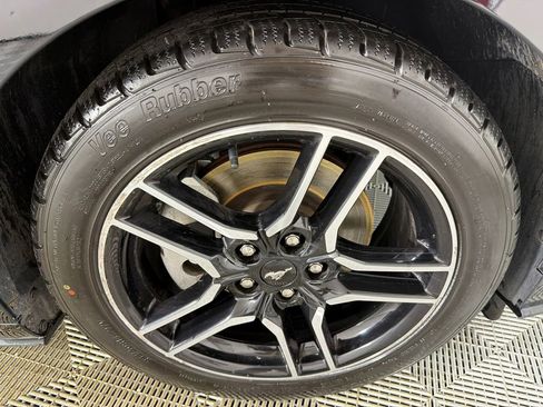 Used 2022 Ford Mustang Premium image 12