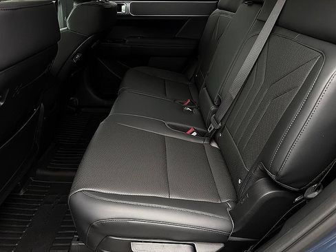 New 2026 Hyundai Santa Fe SEL FWD image 7