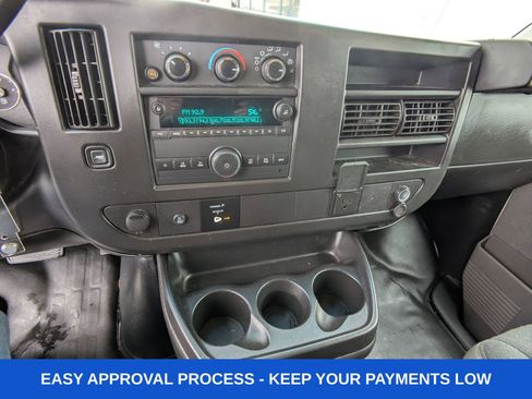 Used 2021 GMC Savana 2500 w/ Driver Convenience Package image 26