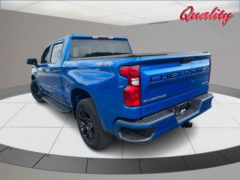 Used 2023 Chevrolet Silverado 1500 Custom AWD/4WD image 5