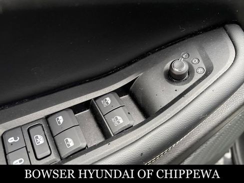 Used 2023 Jeep Grand Cherokee L Laredo AWD/4WD image 12
